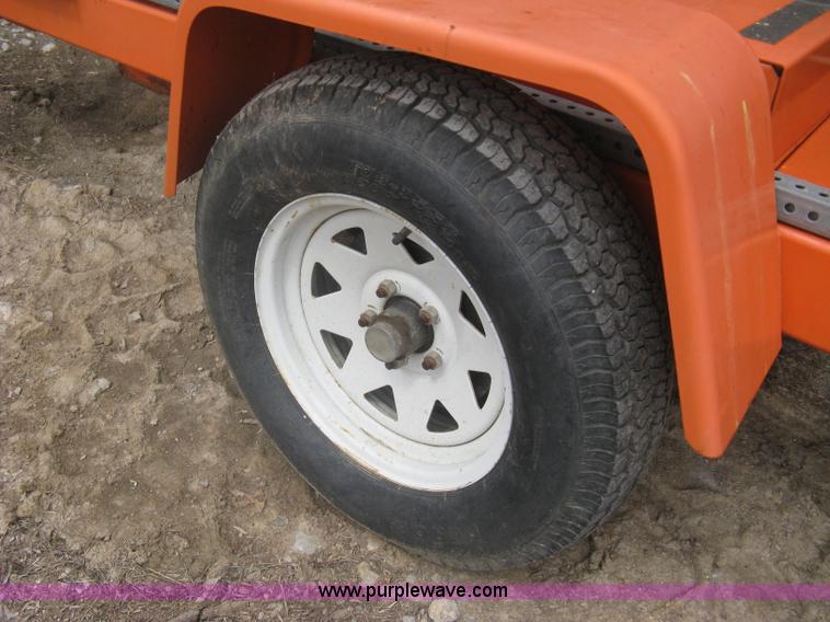 image for item A6291 2003 AMSIG CMS-T331 portable message board