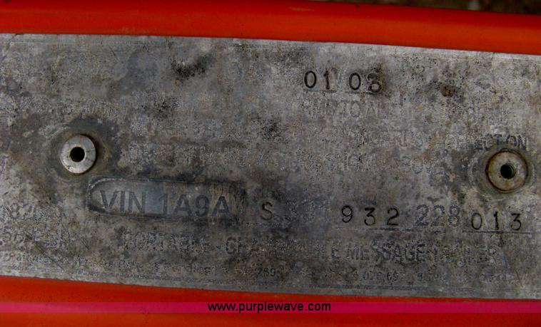 image for item A6292 2003 AMSIG CMS-T331 portable message board