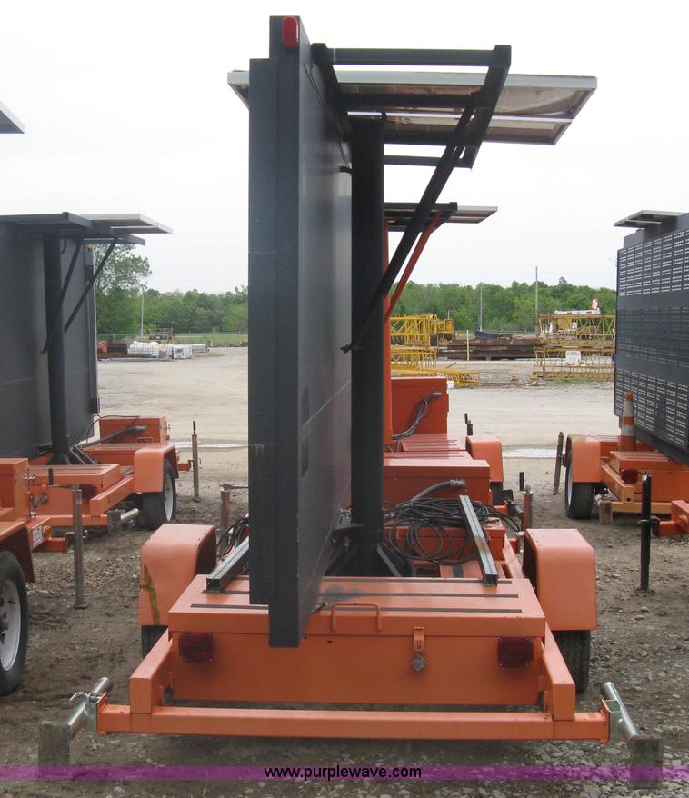 image for item A6293 2004 AMSIG CMS-T331 portable message board