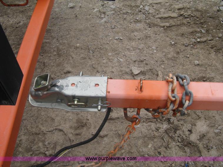 image for item A6293 2004 AMSIG CMS-T331 portable message board