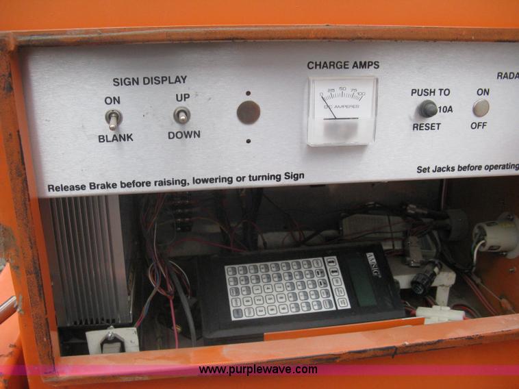 image for item A6293 2004 AMSIG CMS-T331 portable message board