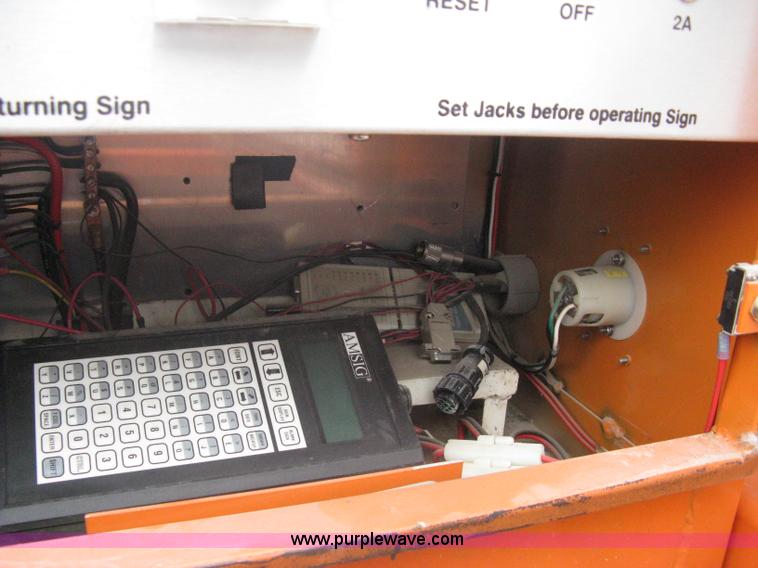 image for item A6293 2004 AMSIG CMS-T331 portable message board