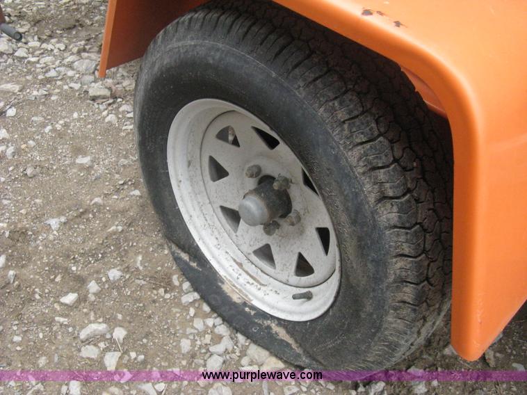 image for item A6293 2004 AMSIG CMS-T331 portable message board