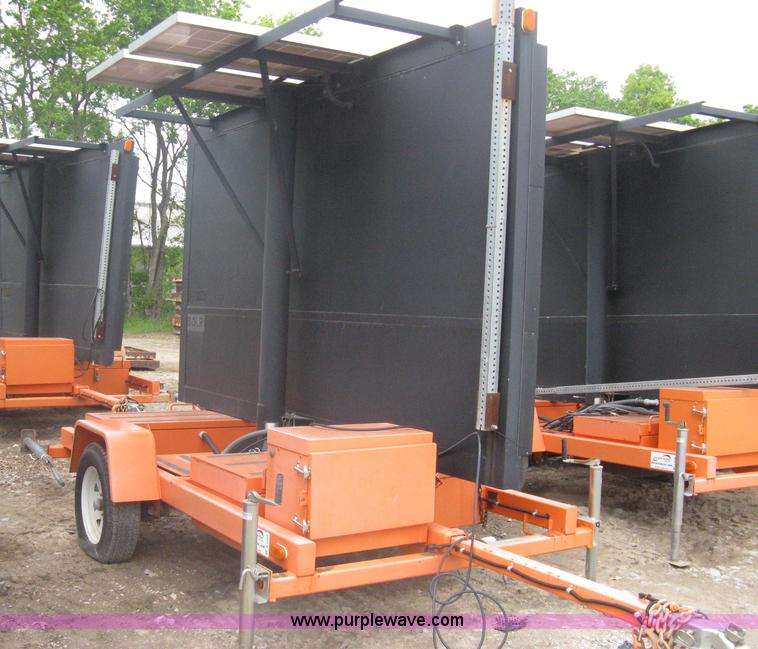 image for item A6294 2004 AMSIG CMS-T331 portable message board