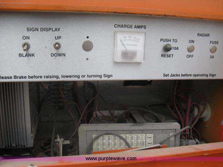 image for item A6294 2004 AMSIG CMS-T331 portable message board