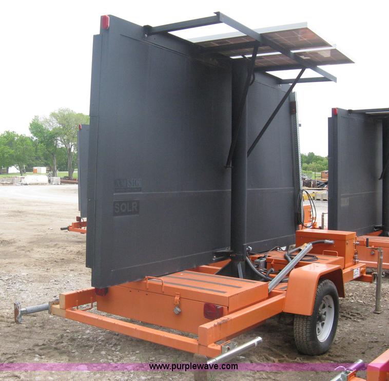 image for item A6295 2004 AMSIG CMS-T331 portable message board