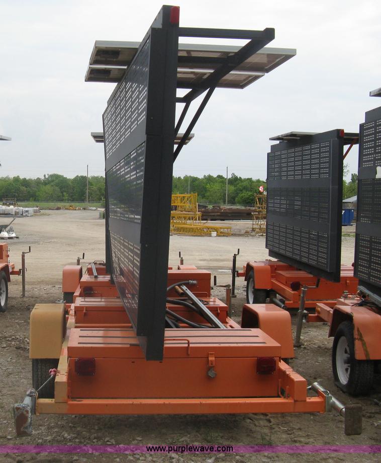 image for item A6295 2004 AMSIG CMS-T331 portable message board