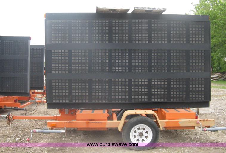 image for item A6295 2004 AMSIG CMS-T331 portable message board