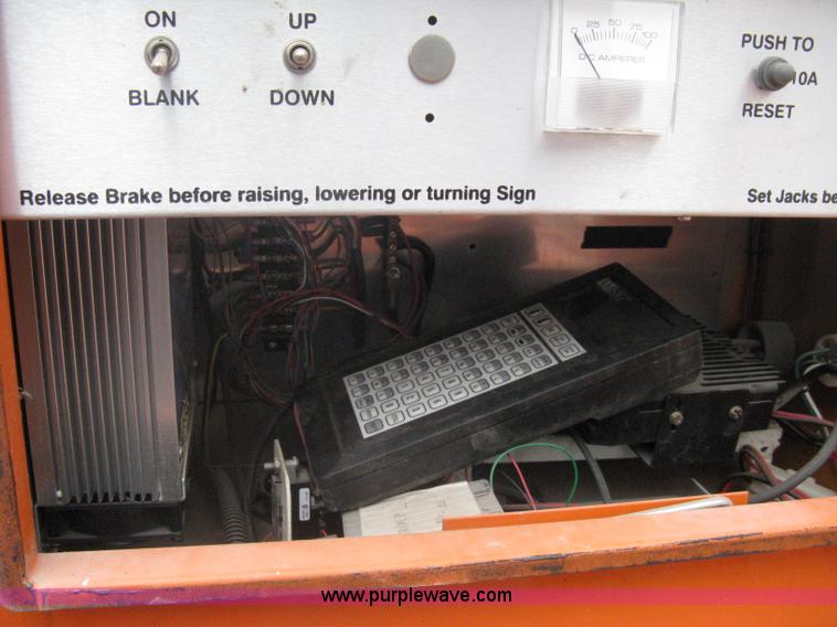 image for item A6295 2004 AMSIG CMS-T331 portable message board