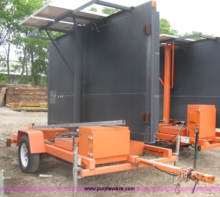 image for item A6296 2004 AMSIG CMS-T331 portable message board