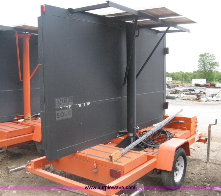 image for item A6296 2004 AMSIG CMS-T331 portable message board