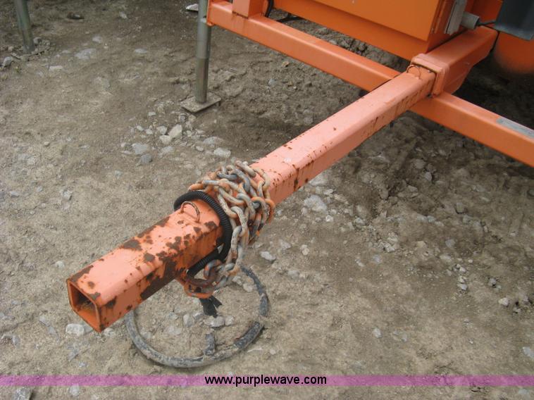 image for item A6296 2004 AMSIG CMS-T331 portable message board