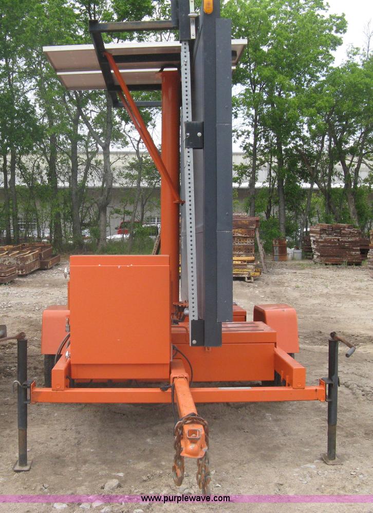 image for item A6297 2003 AMSIG CMS-T331 portable message board