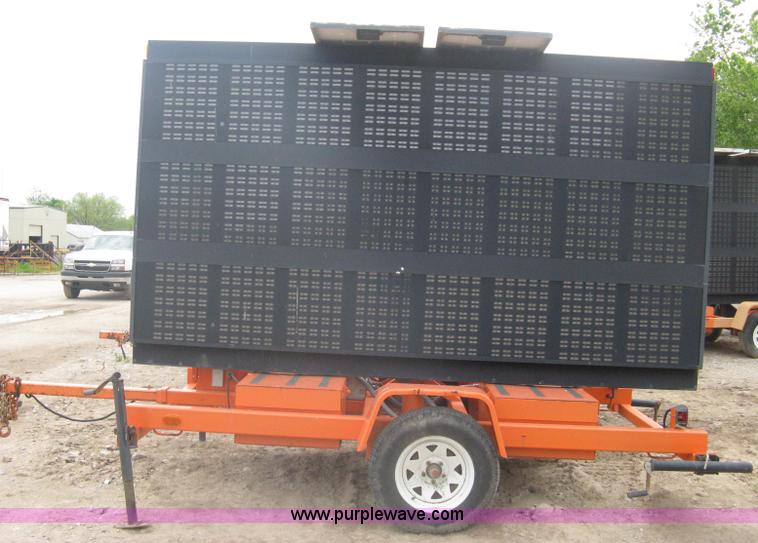 image for item A6297 2003 AMSIG CMS-T331 portable message board