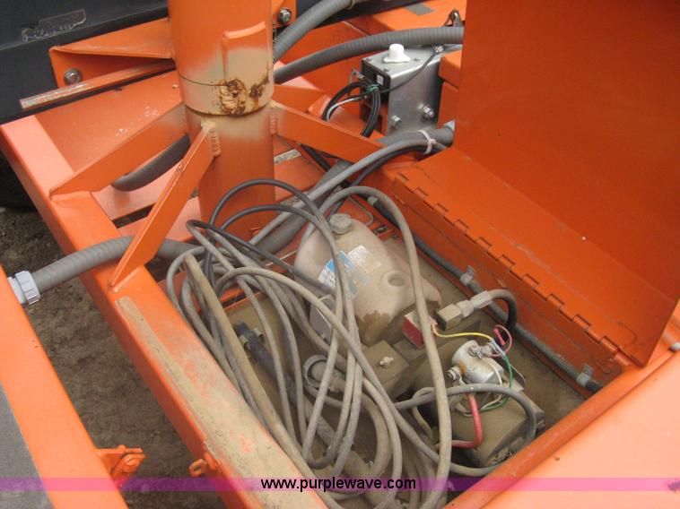 image for item A6297 2003 AMSIG CMS-T331 portable message board