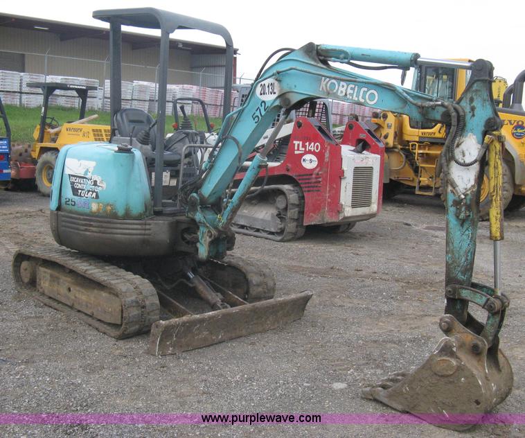 image for item A6299 Kobelco 25SR excavator