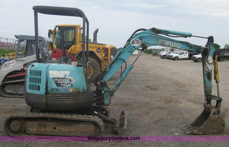 image for item A6299 Kobelco 25SR excavator