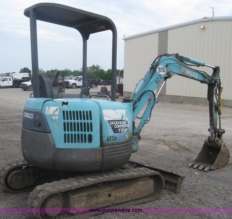 image for item A6299 Kobelco 25SR excavator