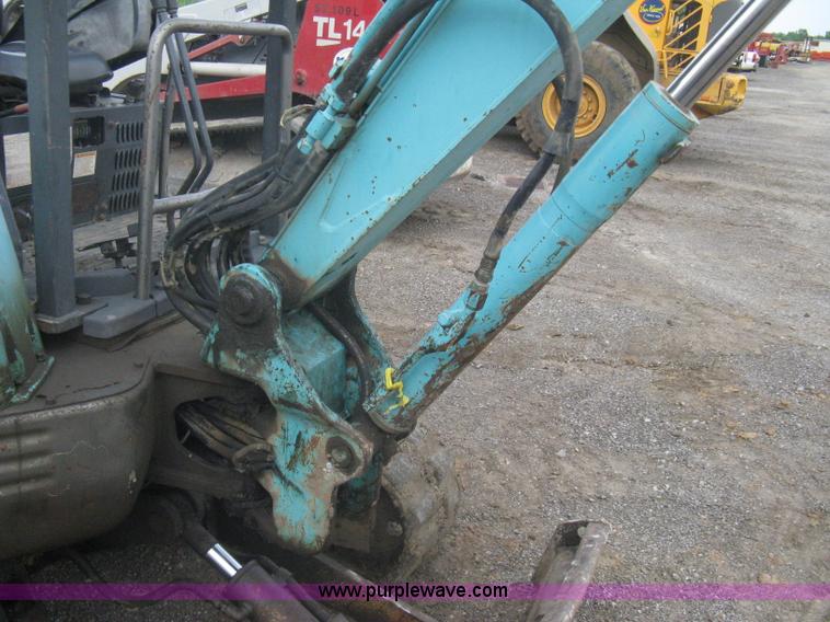 image for item A6299 Kobelco 25SR excavator