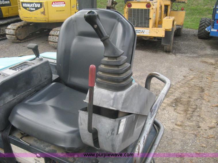 image for item A6299 Kobelco 25SR excavator