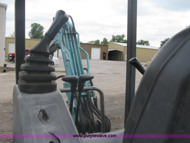 image for item A6299 Kobelco 25SR excavator