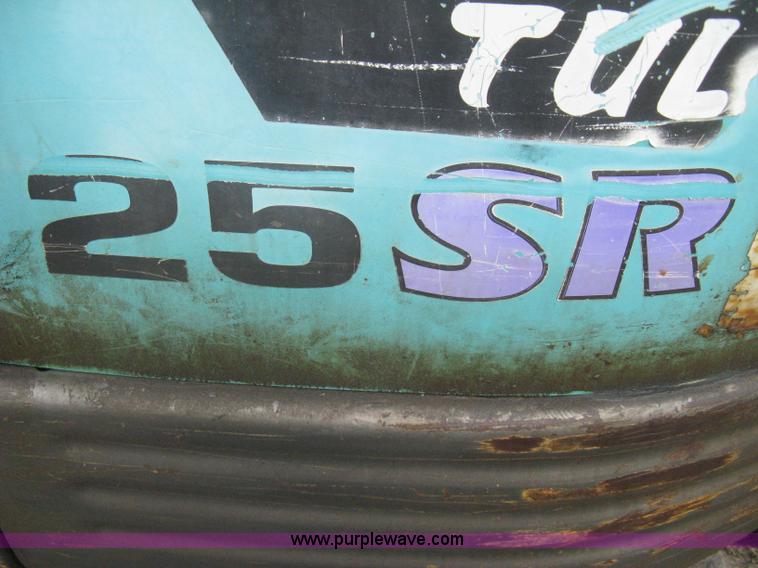 image for item A6299 Kobelco 25SR excavator