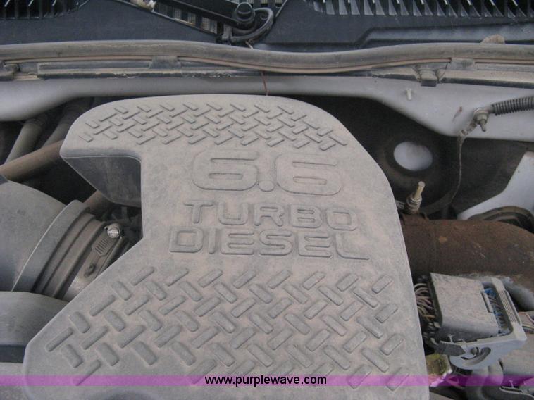 image for item A6305 2005 Chevrolet Silverado C3500 extended cab pickup truck