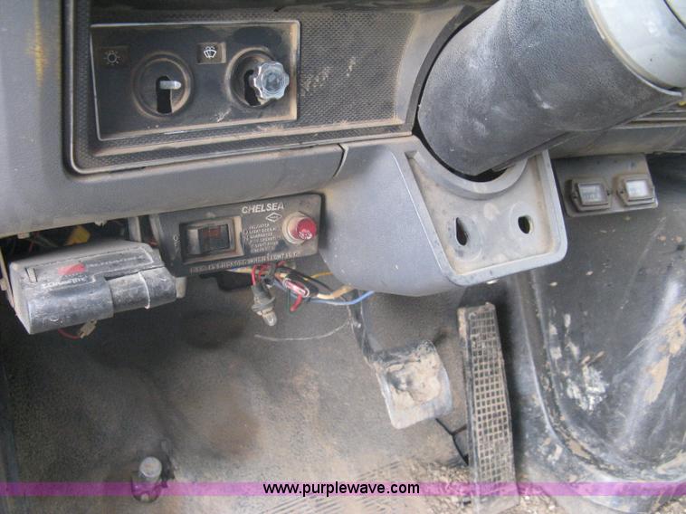 image for item A6307 1991 Ford F700 flatbed dump truck