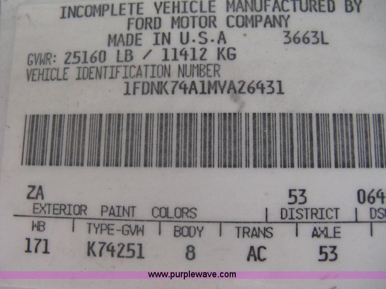 image for item A6307 1991 Ford F700 flatbed dump truck