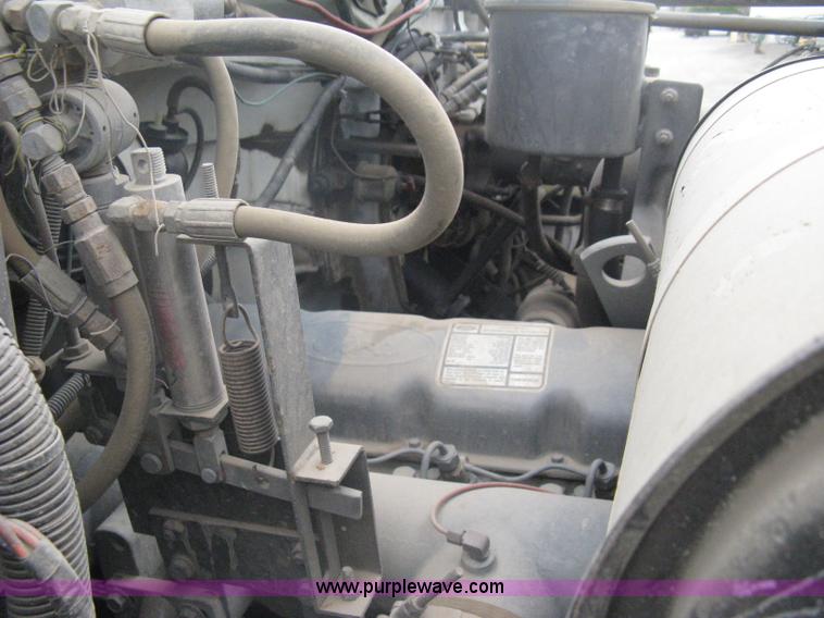 image for item A6307 1991 Ford F700 flatbed dump truck