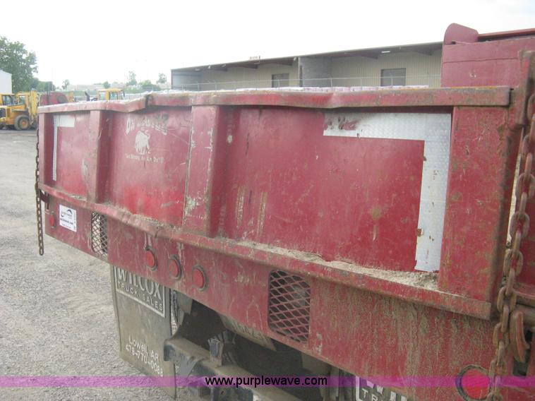 image for item A6307 1991 Ford F700 flatbed dump truck