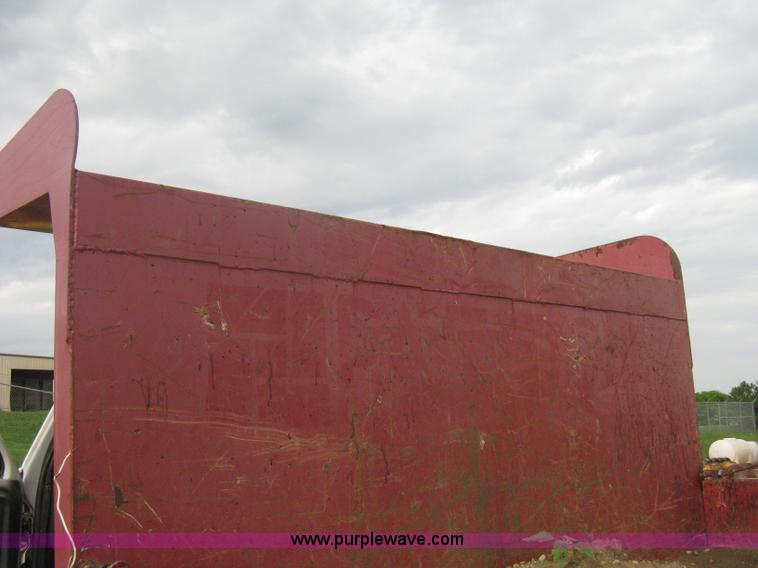 image for item A6307 1991 Ford F700 flatbed dump truck