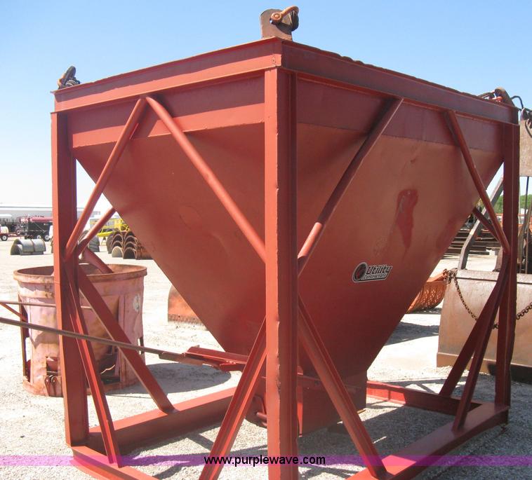 image for item A6314 Gravity flow material hopper