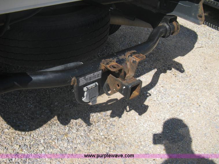 image for item A6317 2005 GMC Sierra 2500 HD long bed extended cab