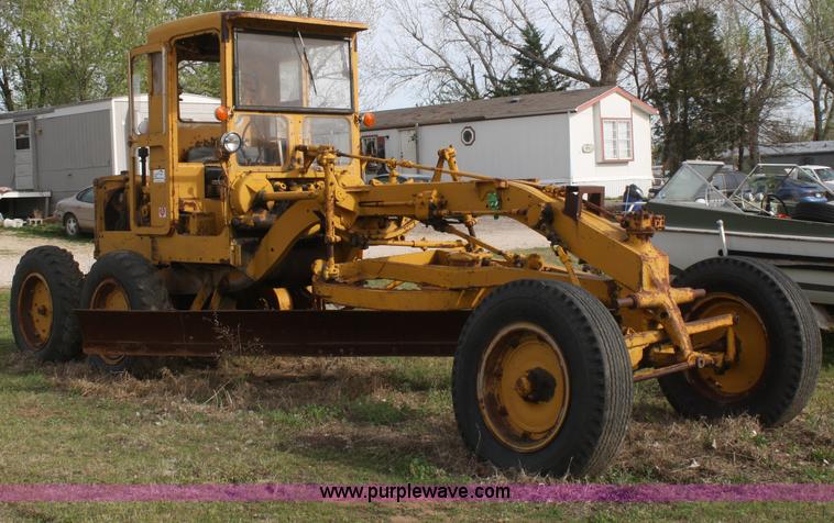 image for item A6776 Caterpillar 212 motor grader