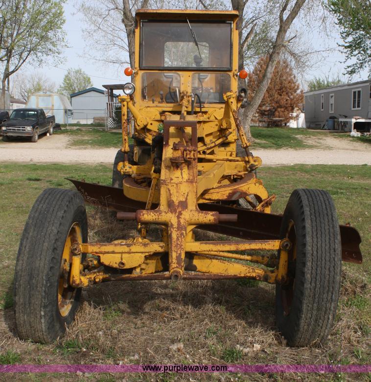 image for item A6776 Caterpillar 212 motor grader