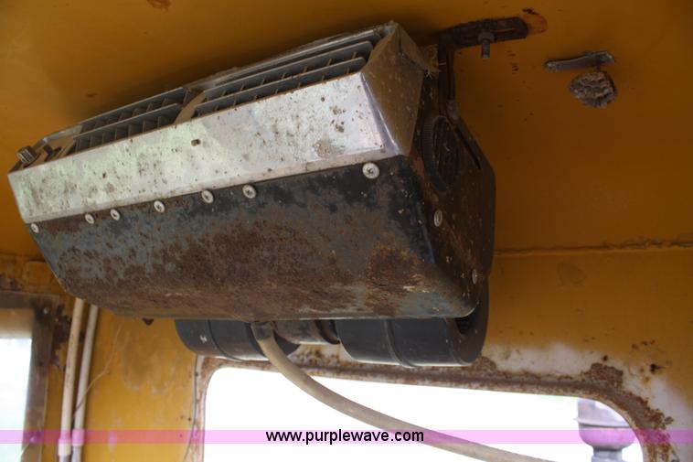 image for item A6776 Caterpillar 212 motor grader