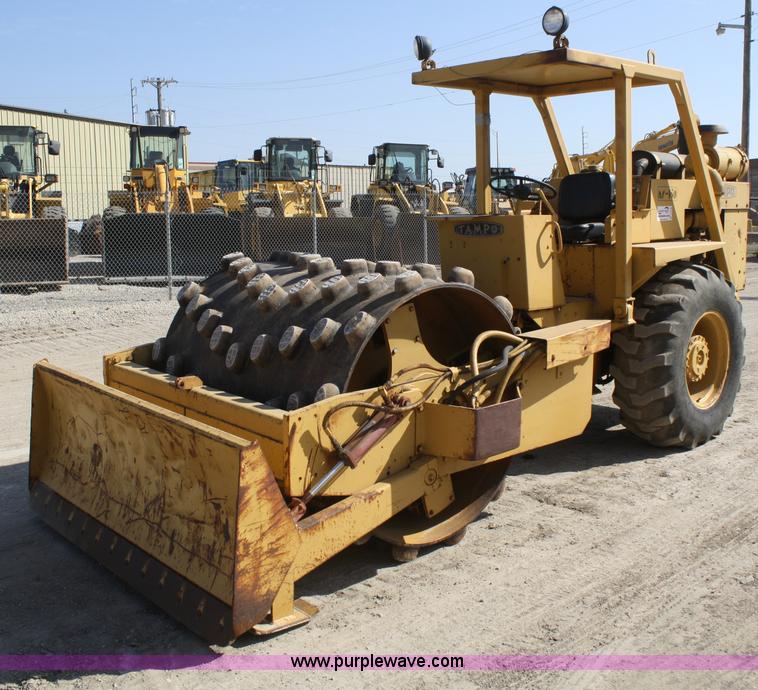 image for item A6786 Tampo RP16D vibratory compactor