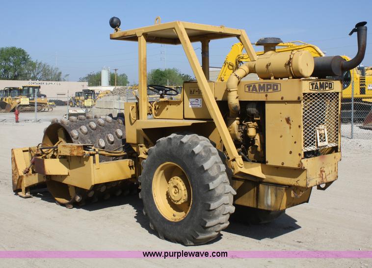 image for item A6786 Tampo RP16D vibratory compactor