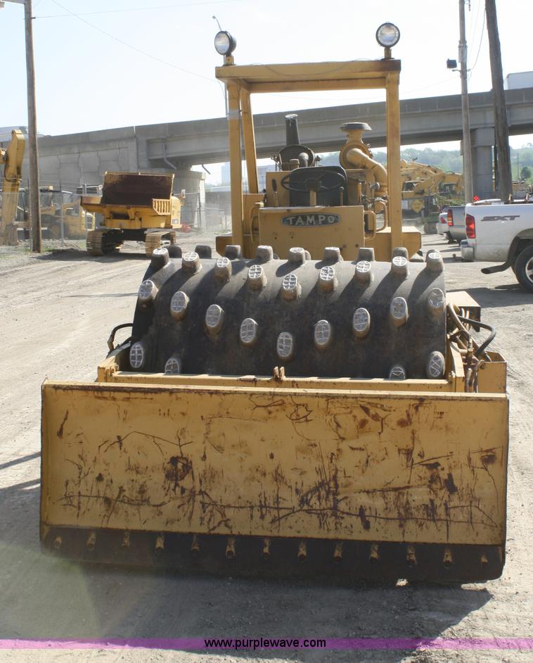 image for item A6786 Tampo RP16D vibratory compactor