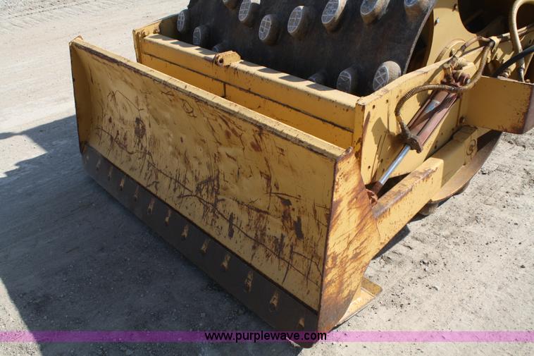 image for item A6786 Tampo RP16D vibratory compactor