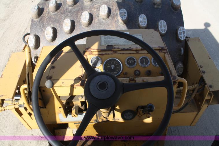 image for item A6786 Tampo RP16D vibratory compactor