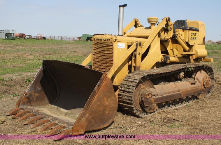 image for item A6947 1961 Caterpillar 955H track loader