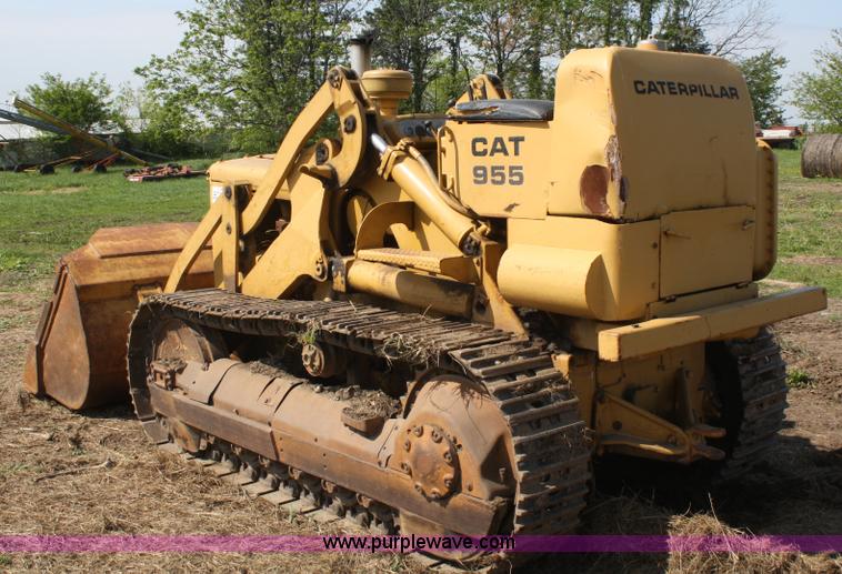 image for item A6947 1961 Caterpillar 955H track loader