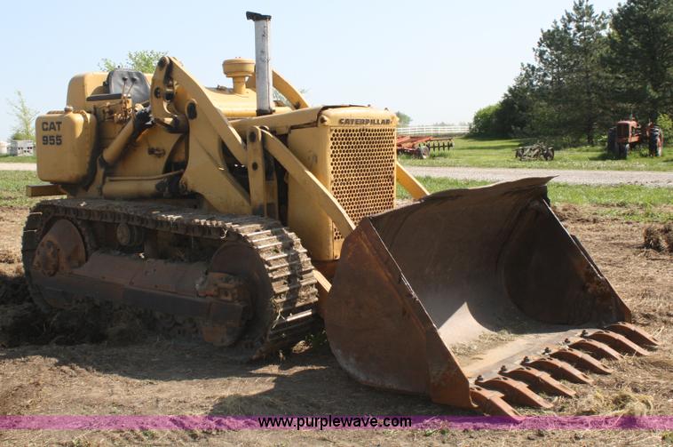 image for item A6947 1961 Caterpillar 955H track loader