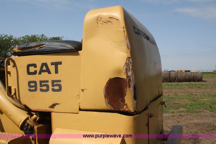 image for item A6947 1961 Caterpillar 955H track loader