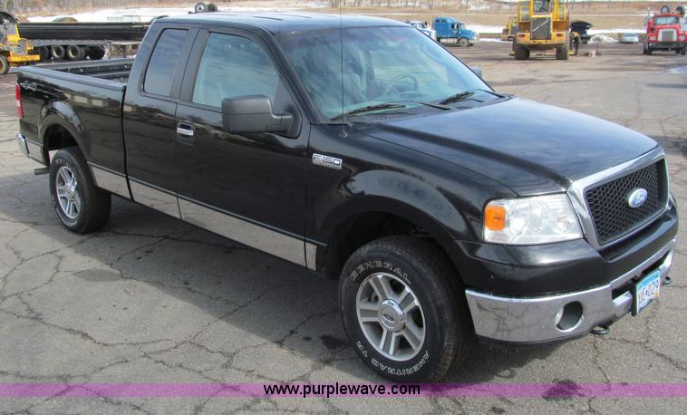 image for item A7509 2007 Ford F150 XLT SuperCab pickup truck