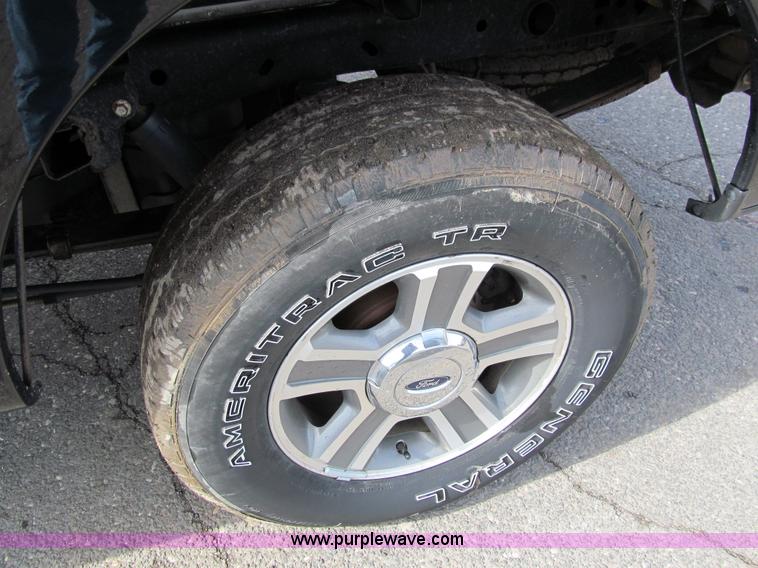 image for item A7509 2007 Ford F150 XLT SuperCab pickup truck