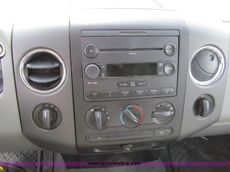 image for item A7509 2007 Ford F150 XLT SuperCab pickup truck