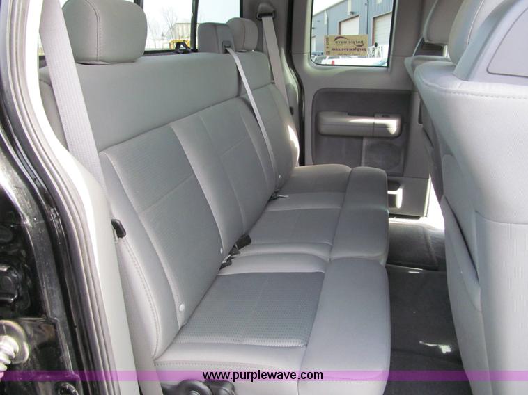 image for item A7509 2007 Ford F150 XLT SuperCab pickup truck